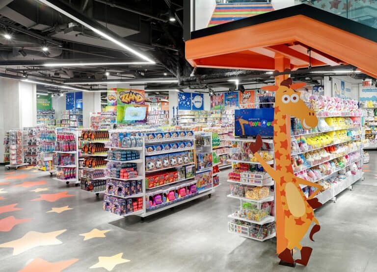 Toys R Us OPTO Modular Store Fixtures 1